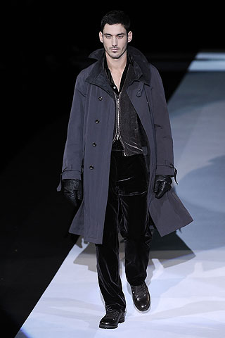 Giorgio Armani / - 2009-2010